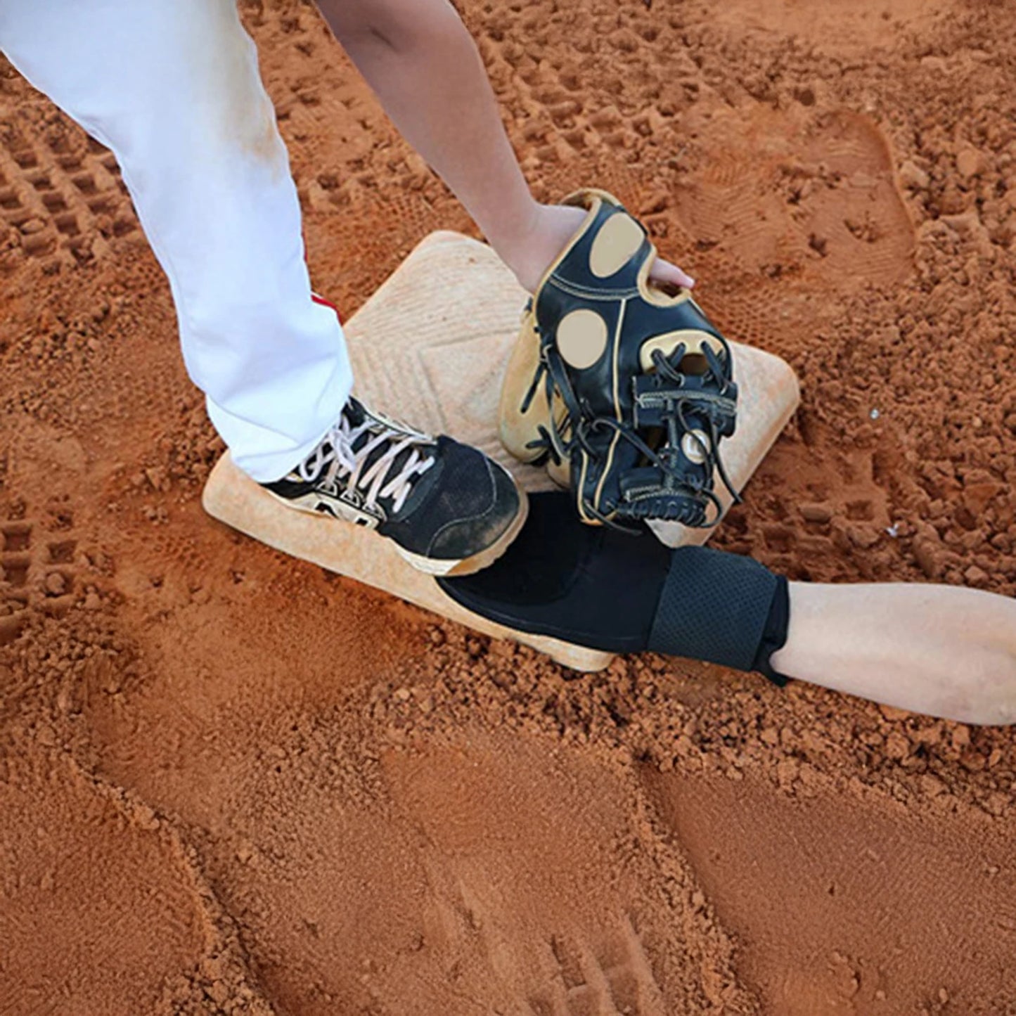 Sliding Glove, Ambidextrous for Baseball/Softball Base Running, Breathable